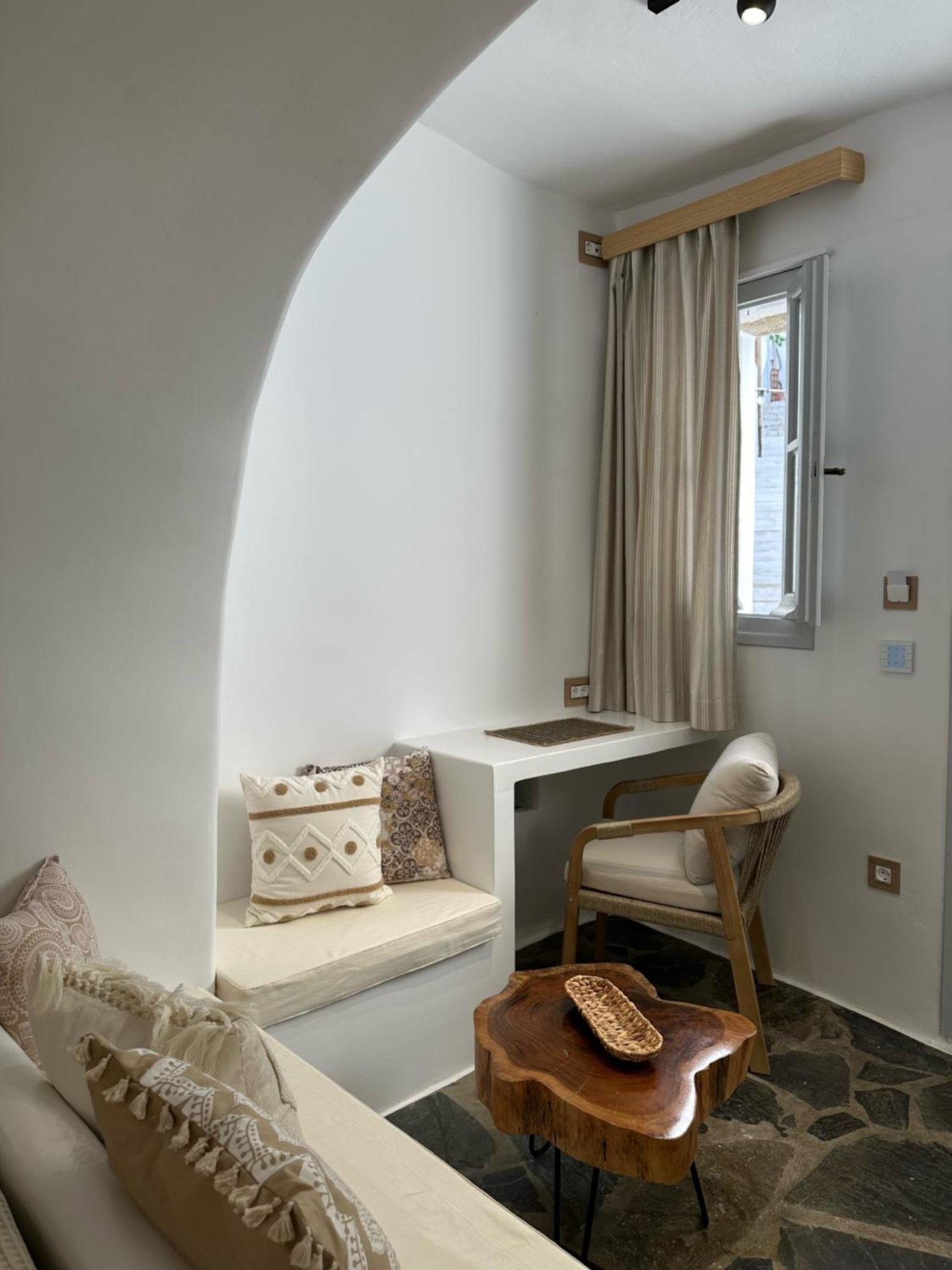 Mikri Kamara Suite Tripotamos  Luaran gambar